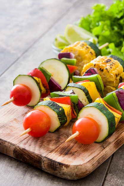 Vegetable skewers a rustic table