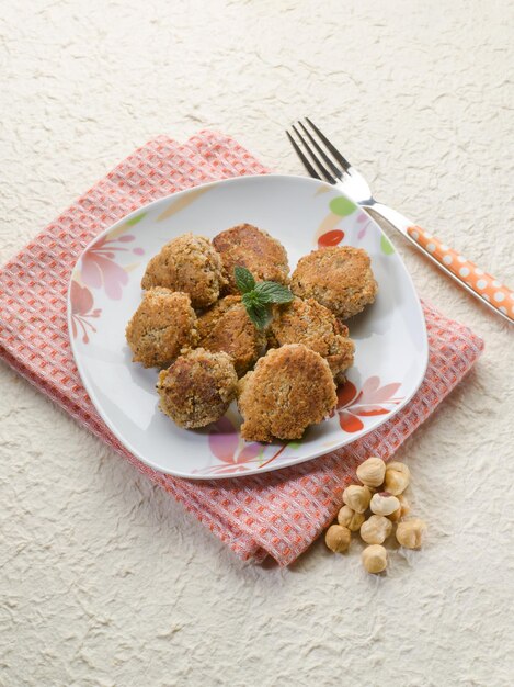 Vegetarian hazelnuts meatball