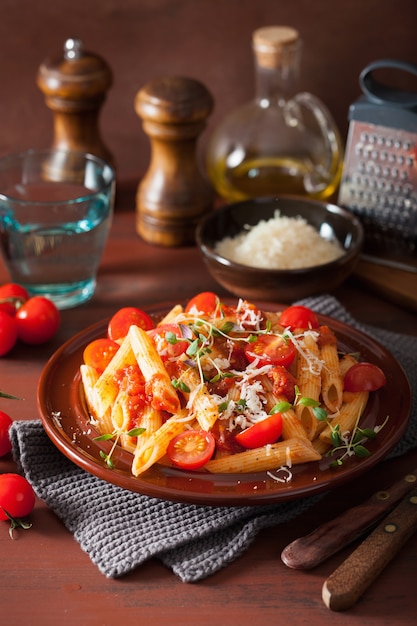 Veggie penne pasta with tomatoes parmesan thyme