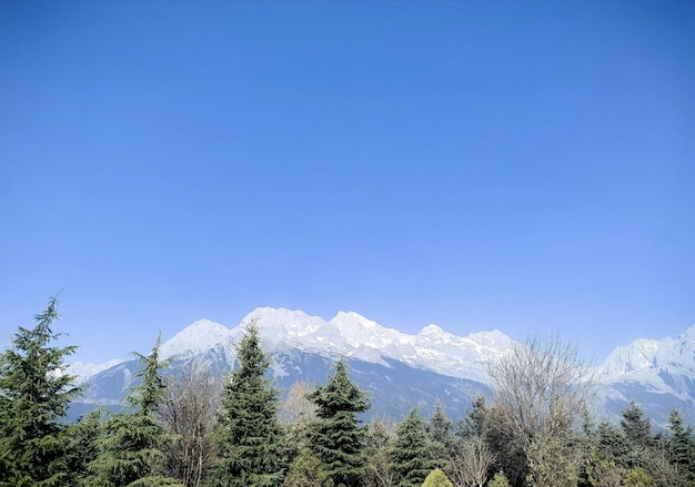 A view of the mountains from the park