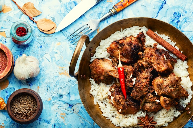 Vindaloo meat in fried spices