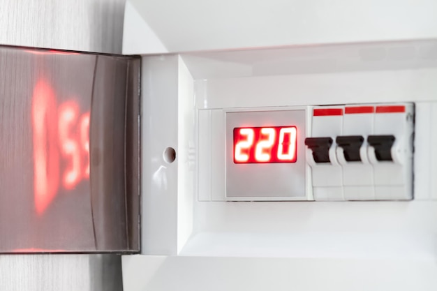 Voltage relay with indication of incoming voltage and residual current device in the switchboard on the wall of the apartment