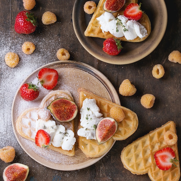 Wafers with berries