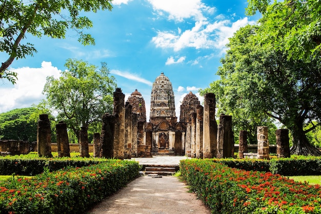 Wat Si Sawai , Shukhothai Historical Park, Thailand