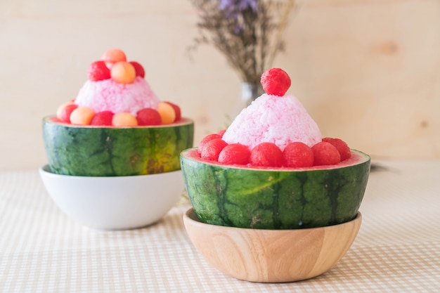 watermelon bingsu dessert