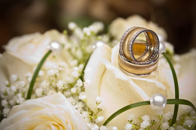 Wedding rings and roses