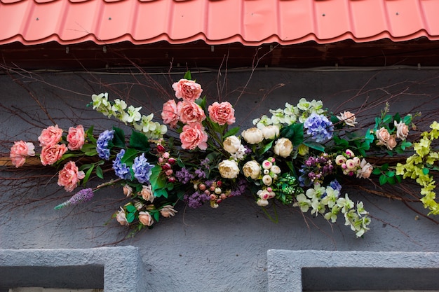 Wedding wall decoration with flowers