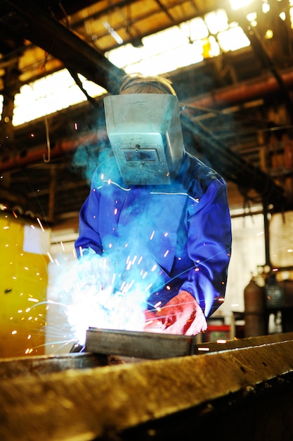 Welder with welding machine