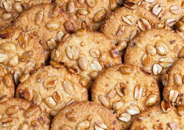 Wheat-oatmeal cookies with peanuts, closeup