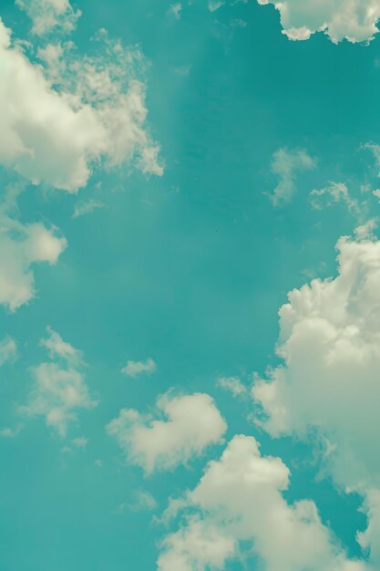 Photo white clouds against turquoise sky