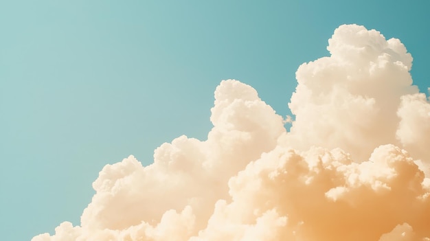 Photo white fluffy clouds in a pastel blue sky