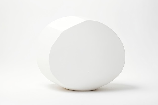 Photo white geometric object on white background