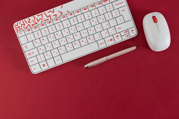 White keyboard and mouse