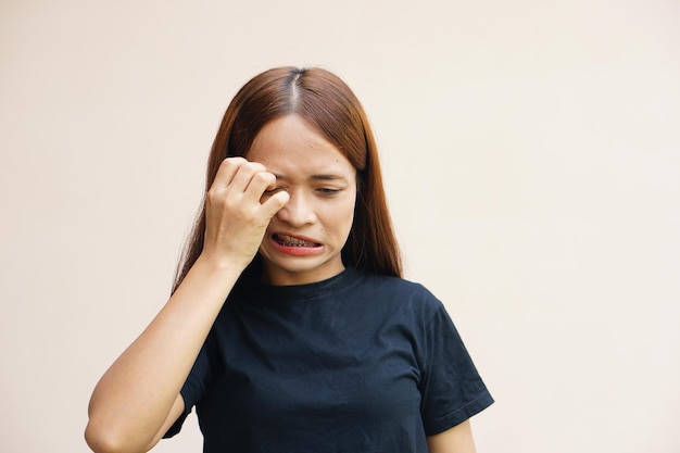 Woman has itching on her head