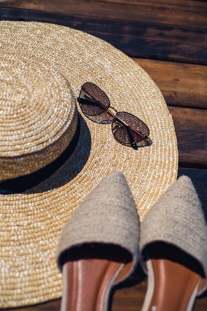 Women's mules hat and sunglasses set for vacation