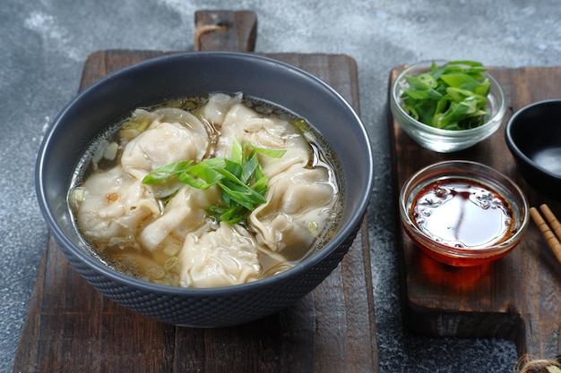 wonton soup