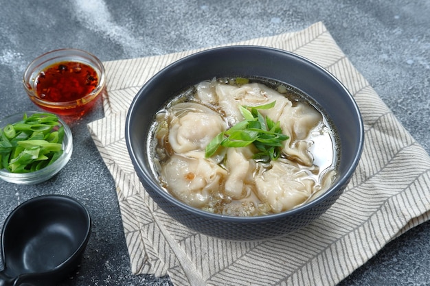 wonton soup