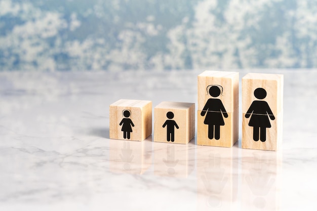 Wooden blocks with a homoparental family symbol on them