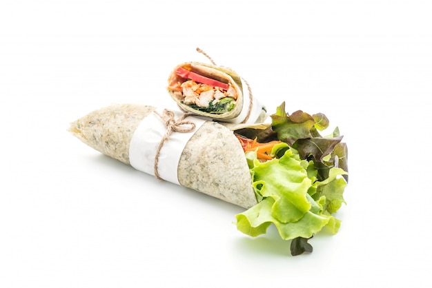 wrap salad roll with chicken and spinach