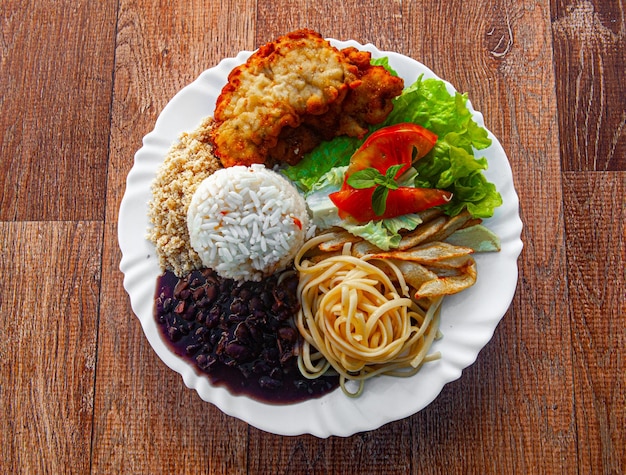 XATrade of lunchboxes with typical Brazilian flavor and the basis of Brazilian food rice and beans