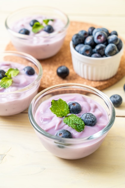 yogurt with fresh blueberries