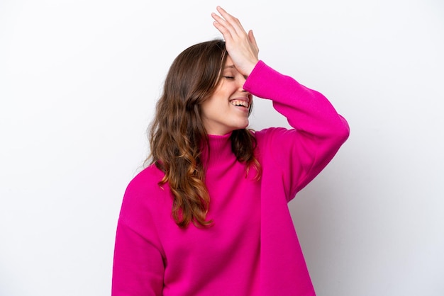 Young caucasian woman isolated on white background has realized something and intending the solution