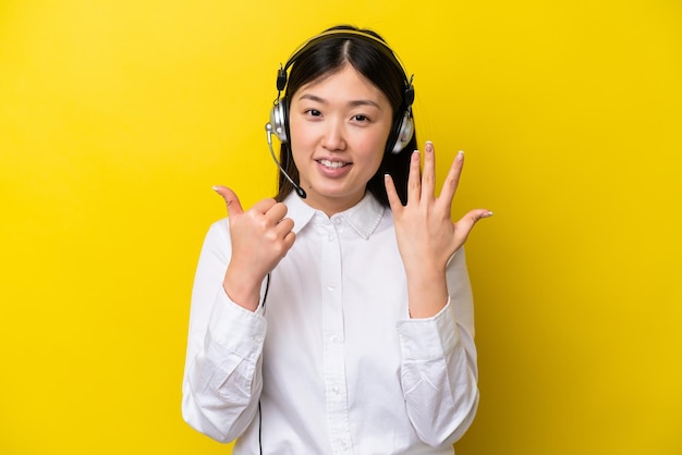 Young Chinese woman