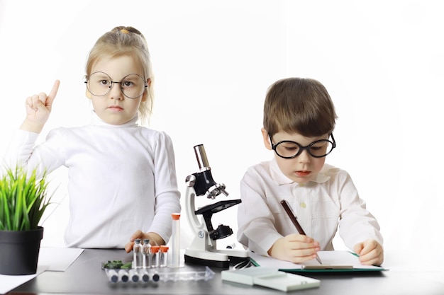 Young scientists chemists. Children's vocational guidance. Choice of profession. Doctor, laboratory assistant, chemist.