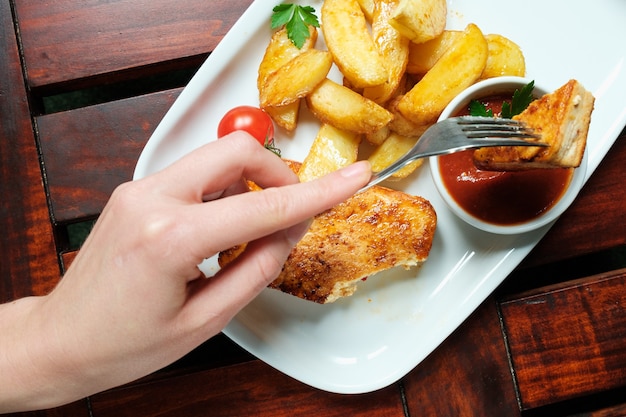 Yummy Grilled Tofu. Fried tofu with vegetables