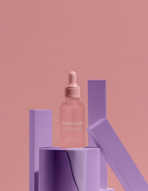 Arrangement of mock-up cosmetic with melting elements