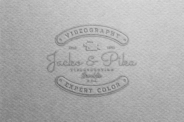 PSD a black and white photo of a logo for a photography company