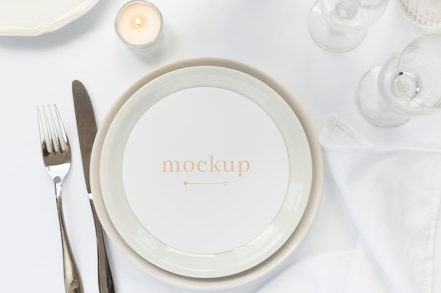 Elegant tableware assortment with round mock-up card