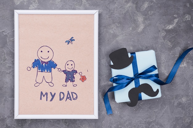 PSD flat lay of father's day concept mock-up