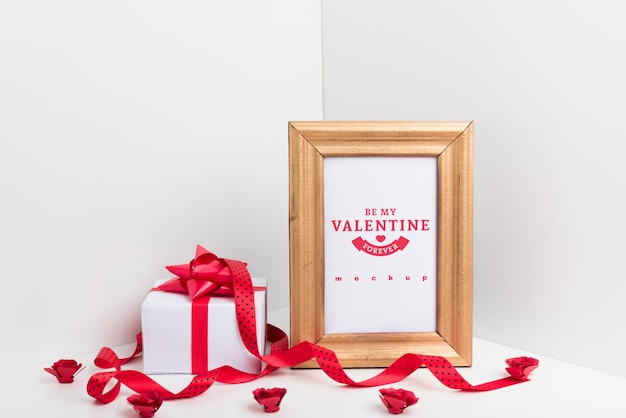 Frame mockup with valentine concept