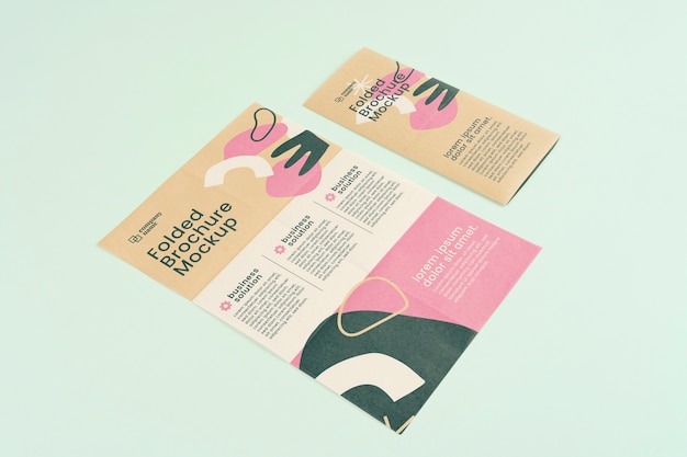 High angle folded brochures arrangement