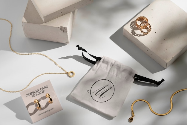 PSD jewelry packaging mockup