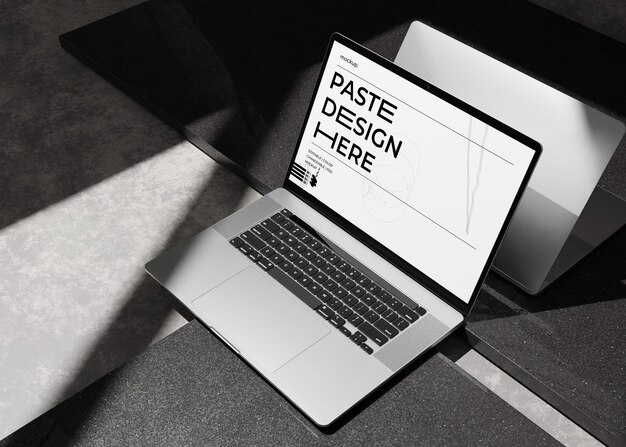 PSD laptop screen mockup