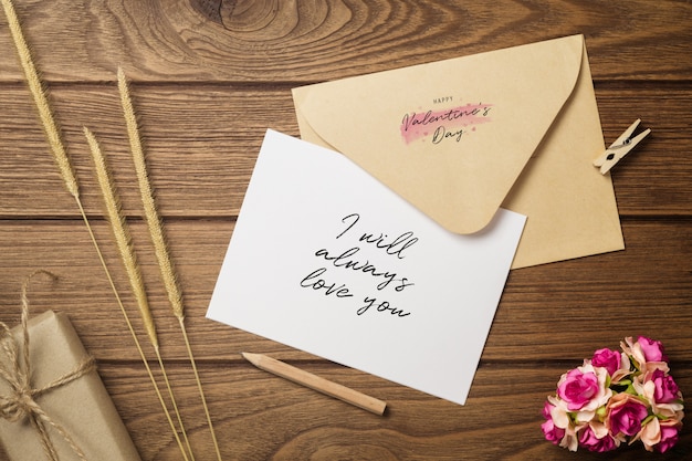 Mockup letter and envelope on wood