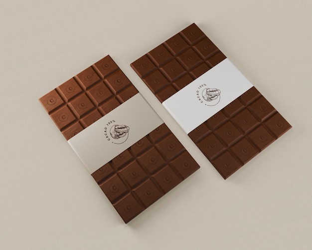 Paper packaging for chocolate tablets