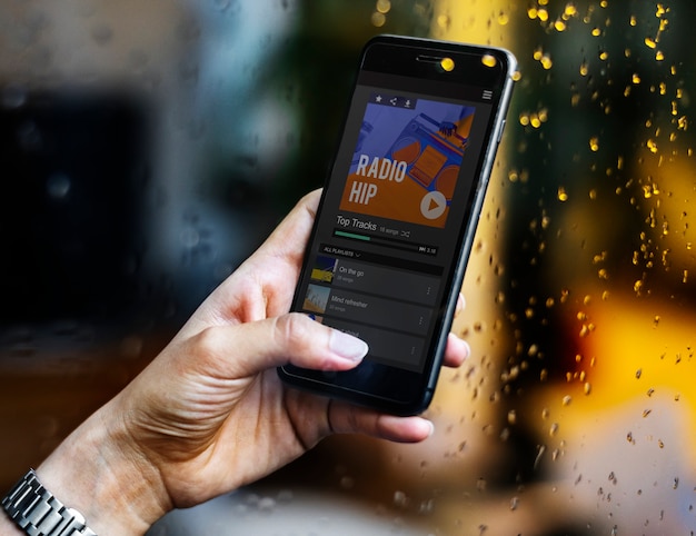 PSD radio music streaming on a smartphone