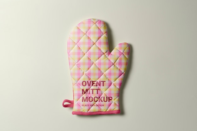 Top view oven mitt in studio