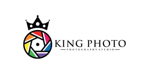 Creative king photo studio logo design for business with modern concept Premium Vector