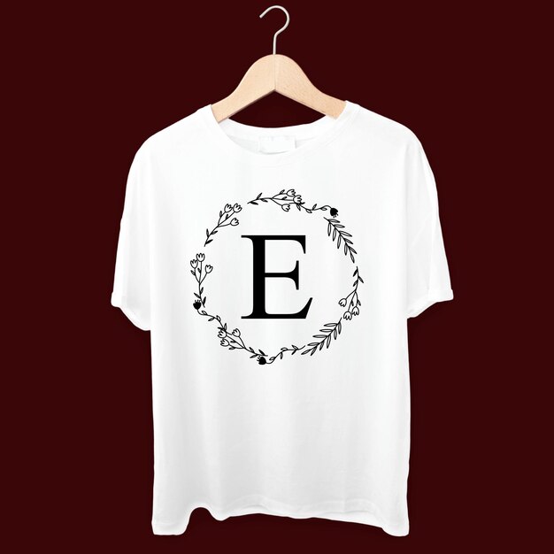 E white tshirt design easy