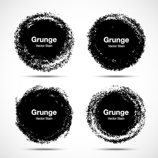 Vector hand drawn circle brush sketch set. circular grunge doodle round circles for message note mark design element. brush smear stain texture. banners, logos, icons, labels and badges.